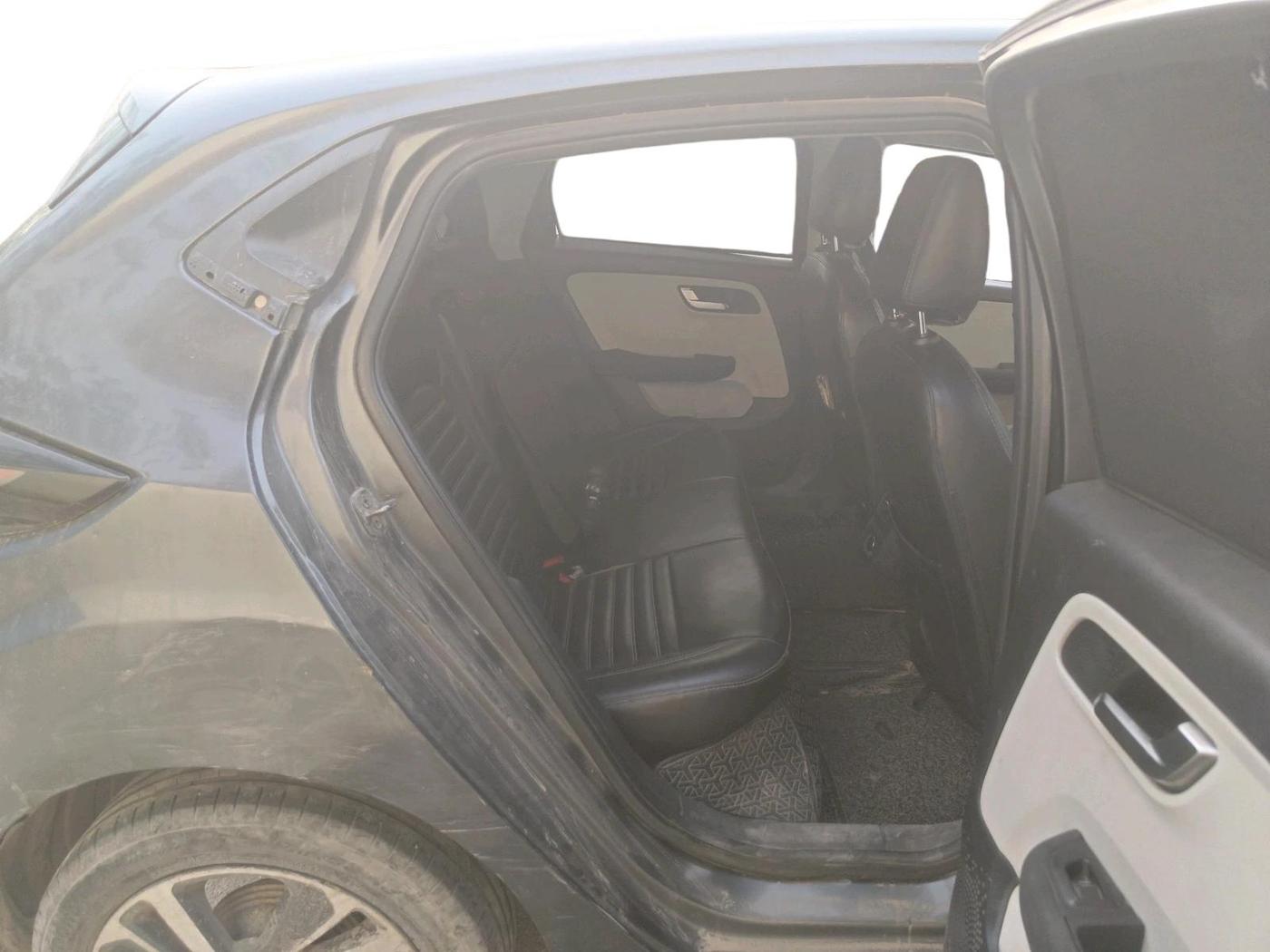 2021 Tata ALTROZ XZ PETROL, Petrol, Manual, 1,00,068 km, interior