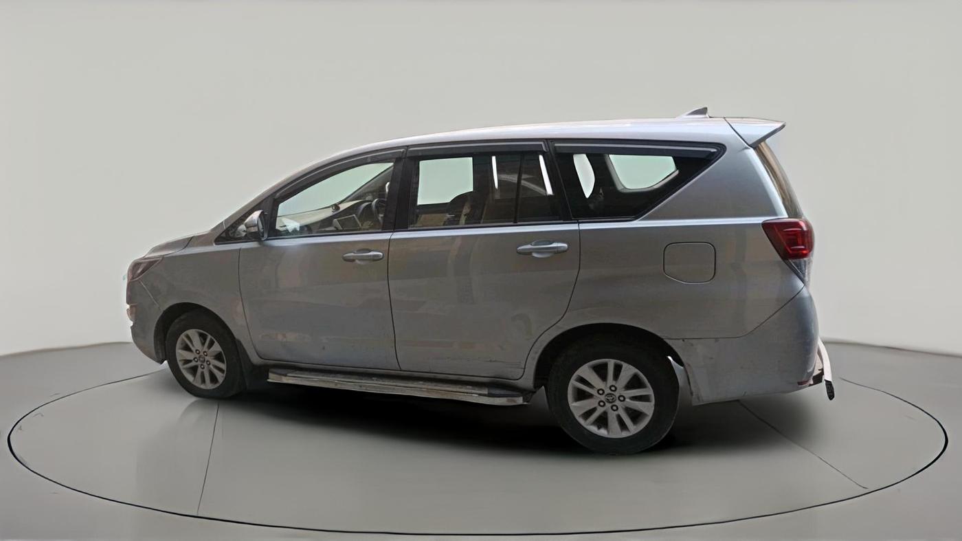 2016 Toyota Innova Crysta 2.7 GX AT 7 STR, CNG, Automatic, 1,11,731 km, exterior