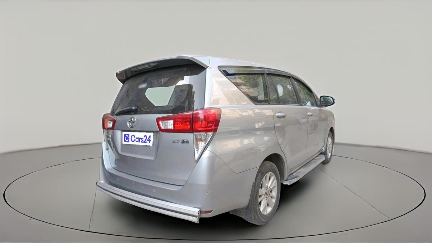 2016 Toyota Innova Crysta 2.7 GX AT 7 STR, CNG, Automatic, 1,11,731 km, exterior