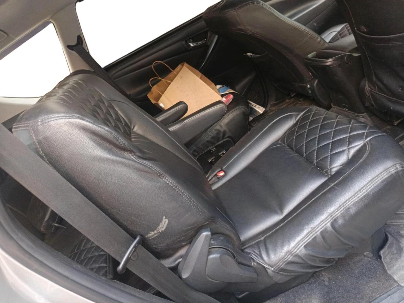 2016 Toyota Innova Crysta 2.7 GX AT 7 STR, CNG, Automatic, 1,11,731 km, interior