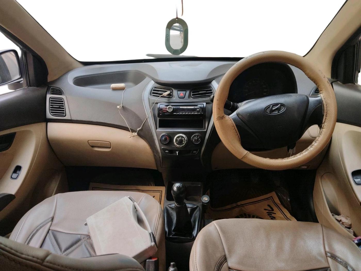2012 Hyundai Eon ERA +, Petrol, Manual, 45,999 km, interior