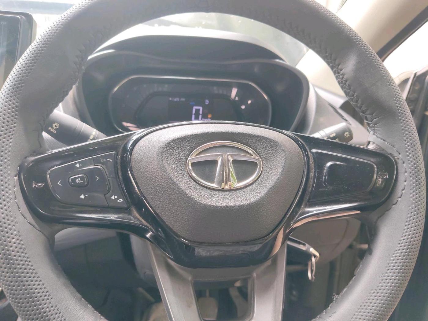 2021 Tata NEXON XM SUNROOF DIESEL, Diesel, Manual, 64,653 km, interior