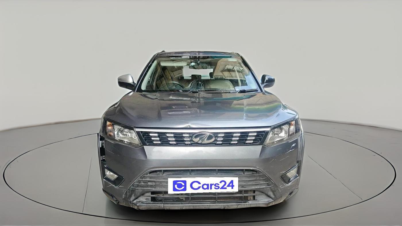 2021 Mahindra XUV300 W6 1.5 Diesel, Diesel, Manual, 49,708 km, exterior