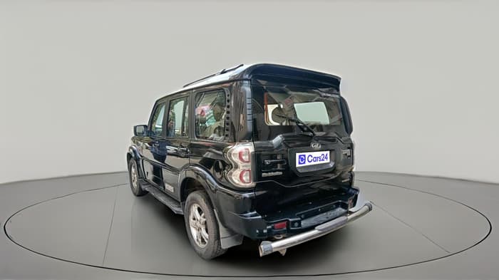 2017 Mahindra Scorpio S10 1.99 INTELLI-HYBRID, Diesel, Manual, 74,725 km, exterior