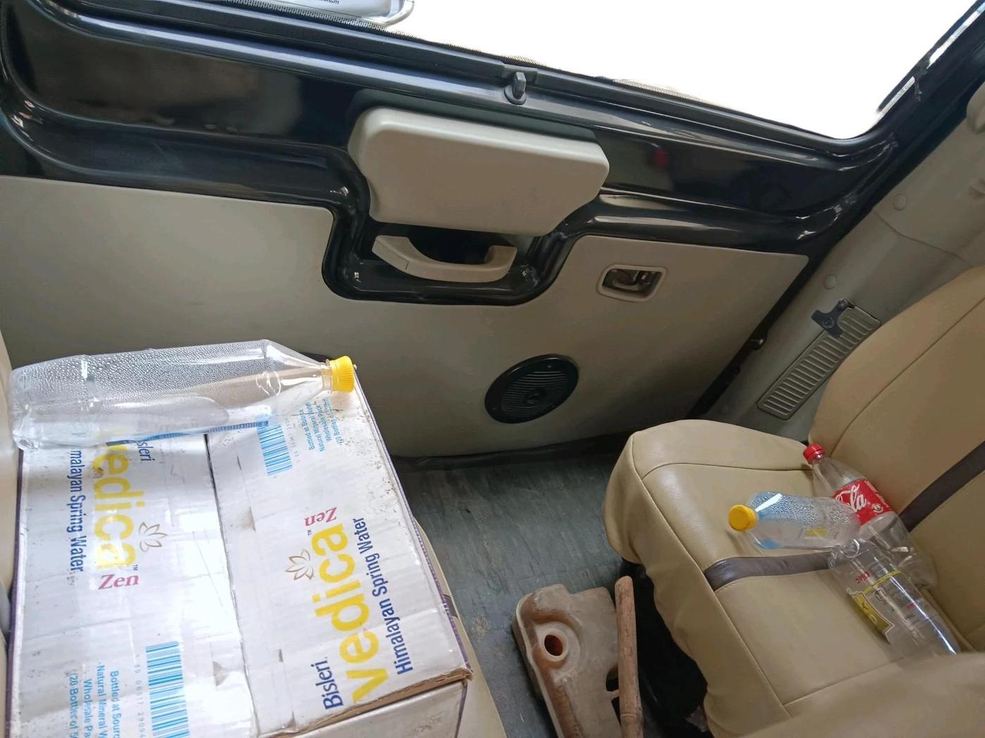 2017 Mahindra Scorpio S10 1.99 INTELLI-HYBRID, Diesel, Manual, 74,725 km, interior