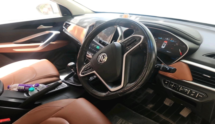 2022 MG HECTOR PLUS SHARP 1.5 PETROL TURBO HYBRID MT 6-STR, Petrol, Manual, 58,844 km, interior