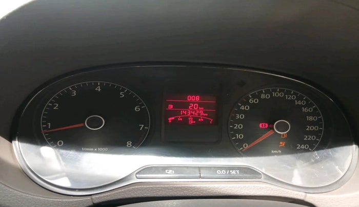 2011 Volkswagen Vento HIGHLINE 1.6 MPI, Petrol, Manual, 1,43,429 km, interior