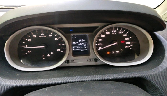 2016 Tata Tiago XZ PETROL, Petrol, Manual, 46,258 km, interior