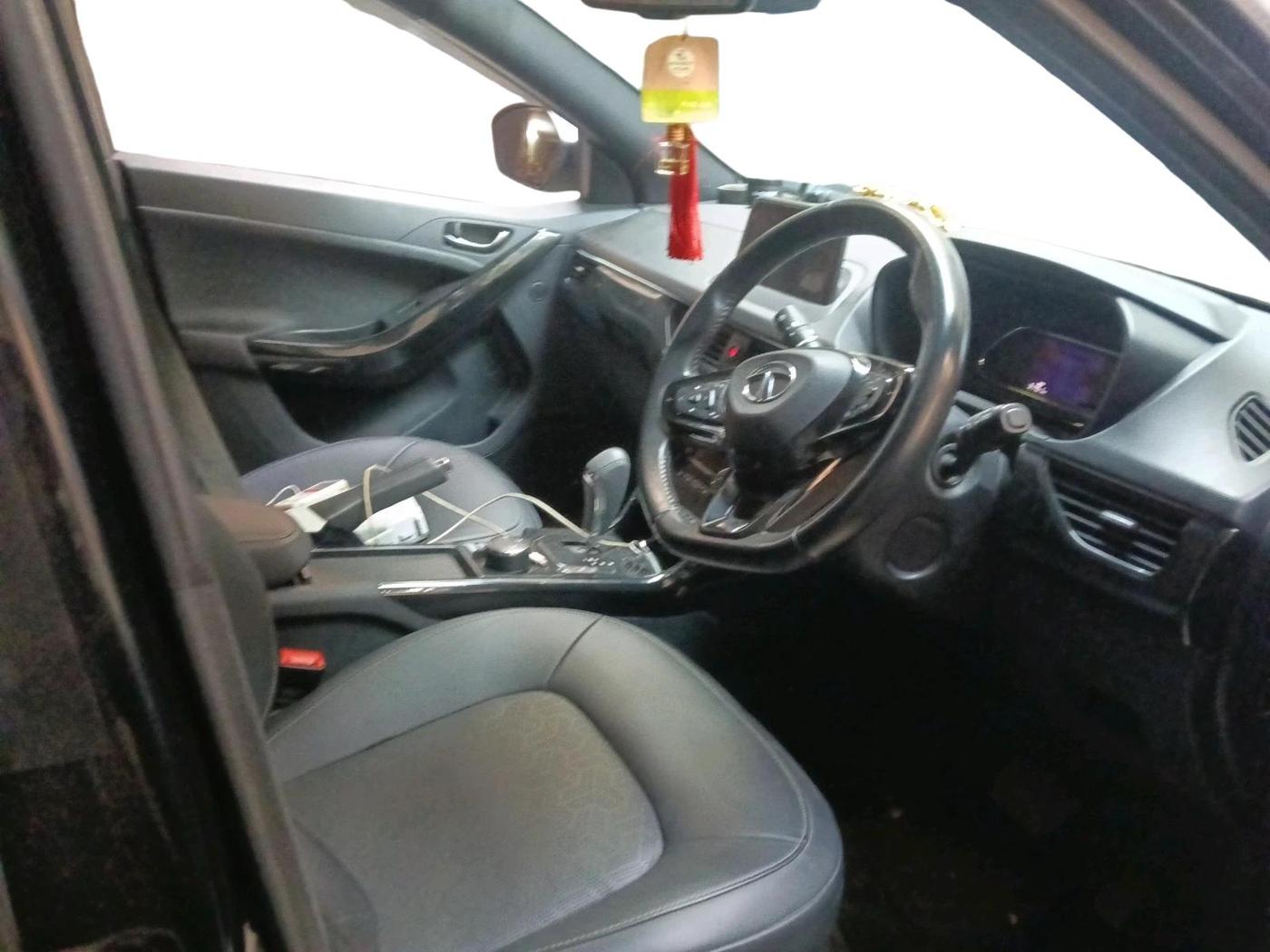 2022 Tata NEXON XZA PLUS (PREMIUM) PETROL DARK EDITION, Petrol, Automatic, 31,751 km, interior