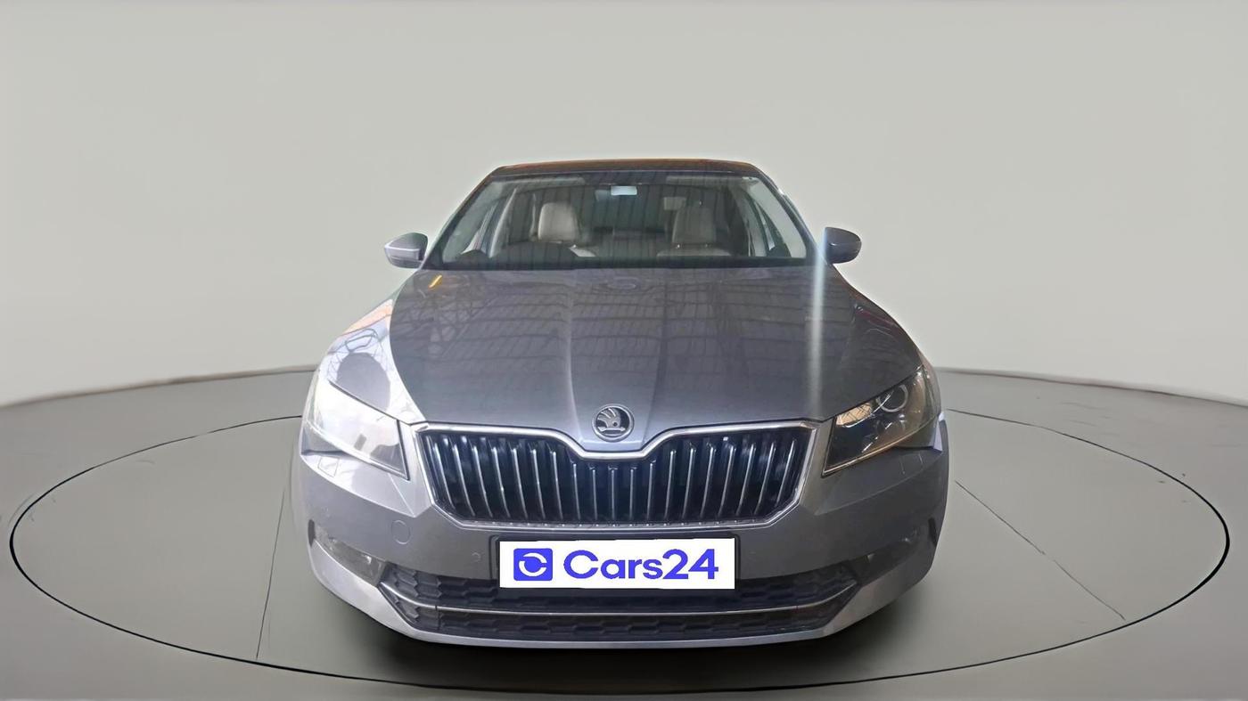 2016 Skoda Superb L&K 1.8 TSI AT, Petrol, Automatic, 65,500 km, exterior