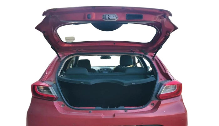 2017 Tata Tiago XZA PETROL, Petrol, Automatic, 65,001 km, exterior