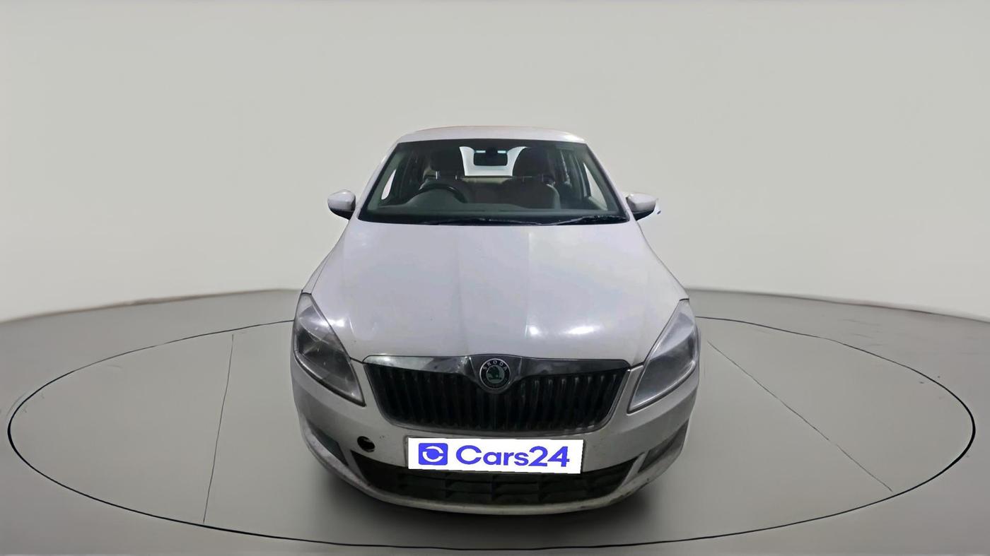 2014 Skoda Rapid AMBITION 1.6 MPI MT PLUS, Petrol, Manual, 1,03,354 km, exterior