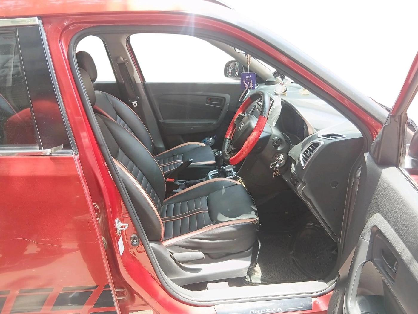 2017 Maruti Vitara Brezza VDI (O), Diesel, Manual, 66,213 km, interior