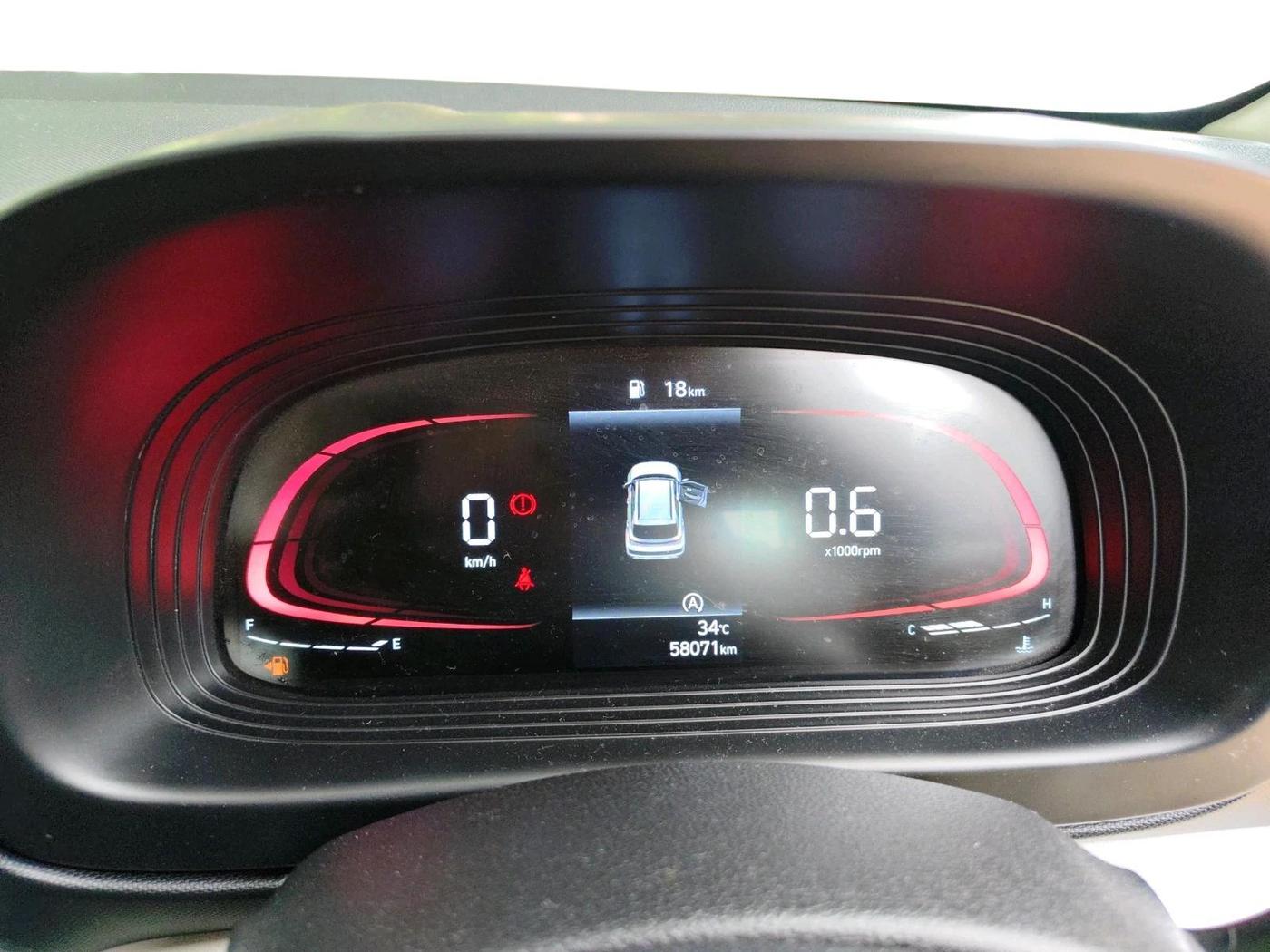 2023 Hyundai VENUE S 1.2, Petrol, Manual, 58,071 km, interior