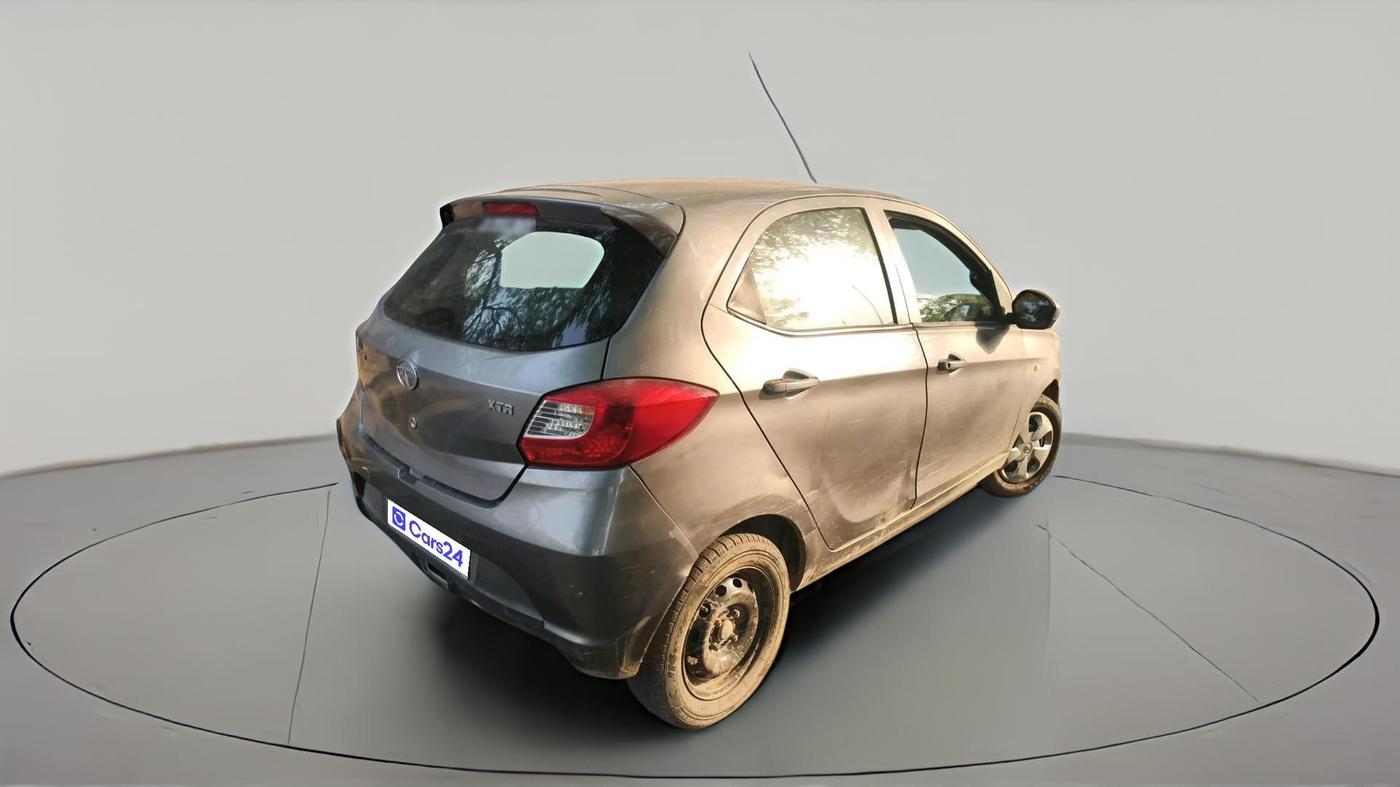 2019 Tata Tiago XT PETROL, CNG, Manual, 84,078 km, exterior