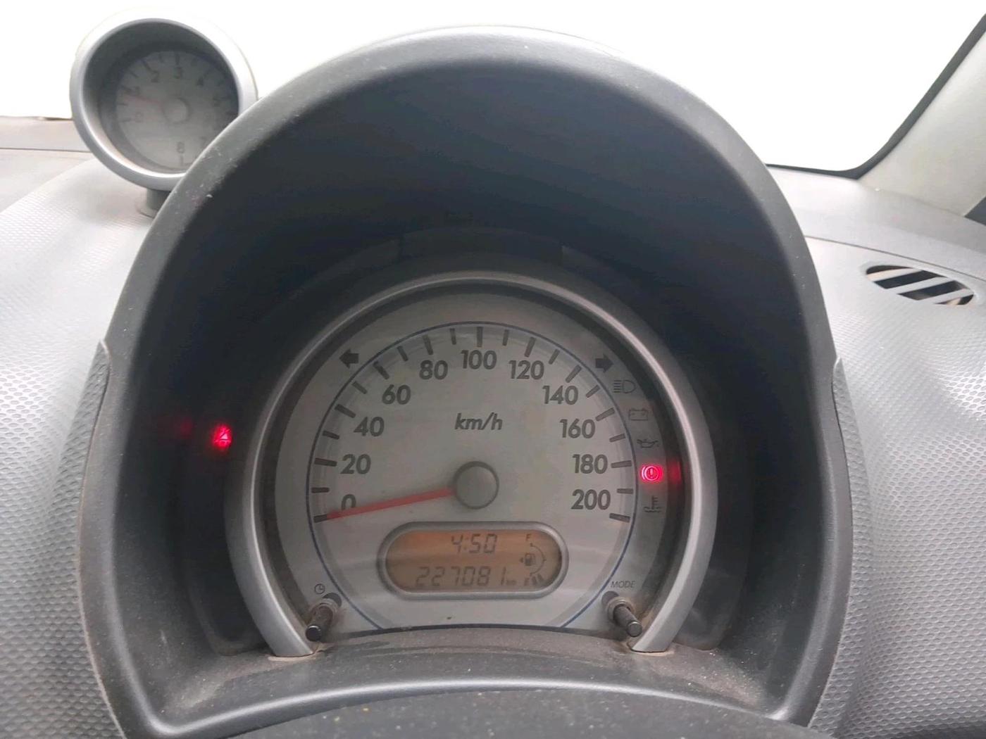 2012 Maruti Ritz VXI, CNG, Manual, 2,27,081 km, interior