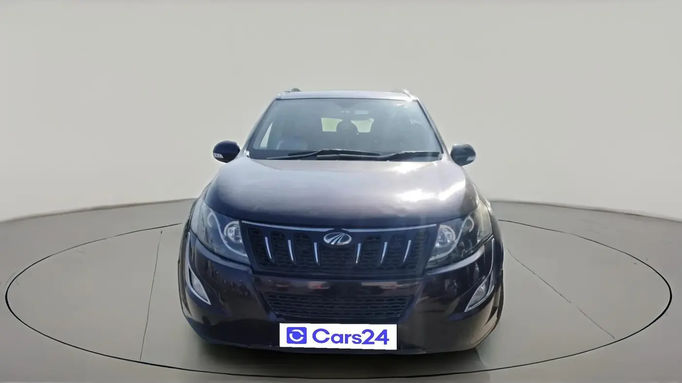 2016 Mahindra XUV500 W10 1.99, Diesel, Manual, 39,584 km, exterior