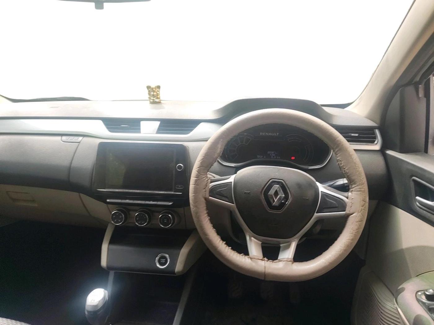 2019 Renault TRIBER RXZ, Petrol, Manual, 89,387 km, interior