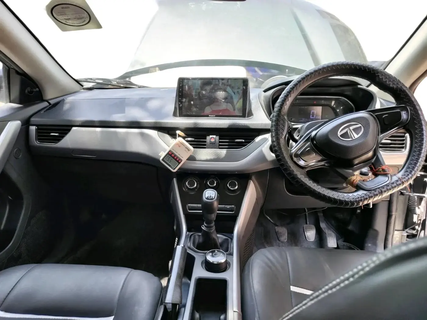 2023 Tata NEXON XE PETROL, Petrol, Manual, 64,626 km, interior