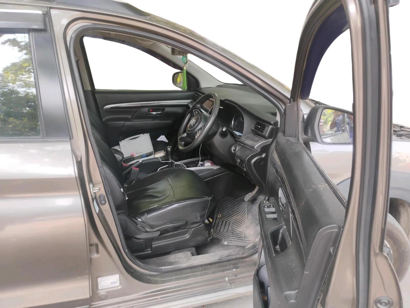 2020 Maruti XL6 ZETA MT, Petrol, Manual, 1,06,113 km, interior