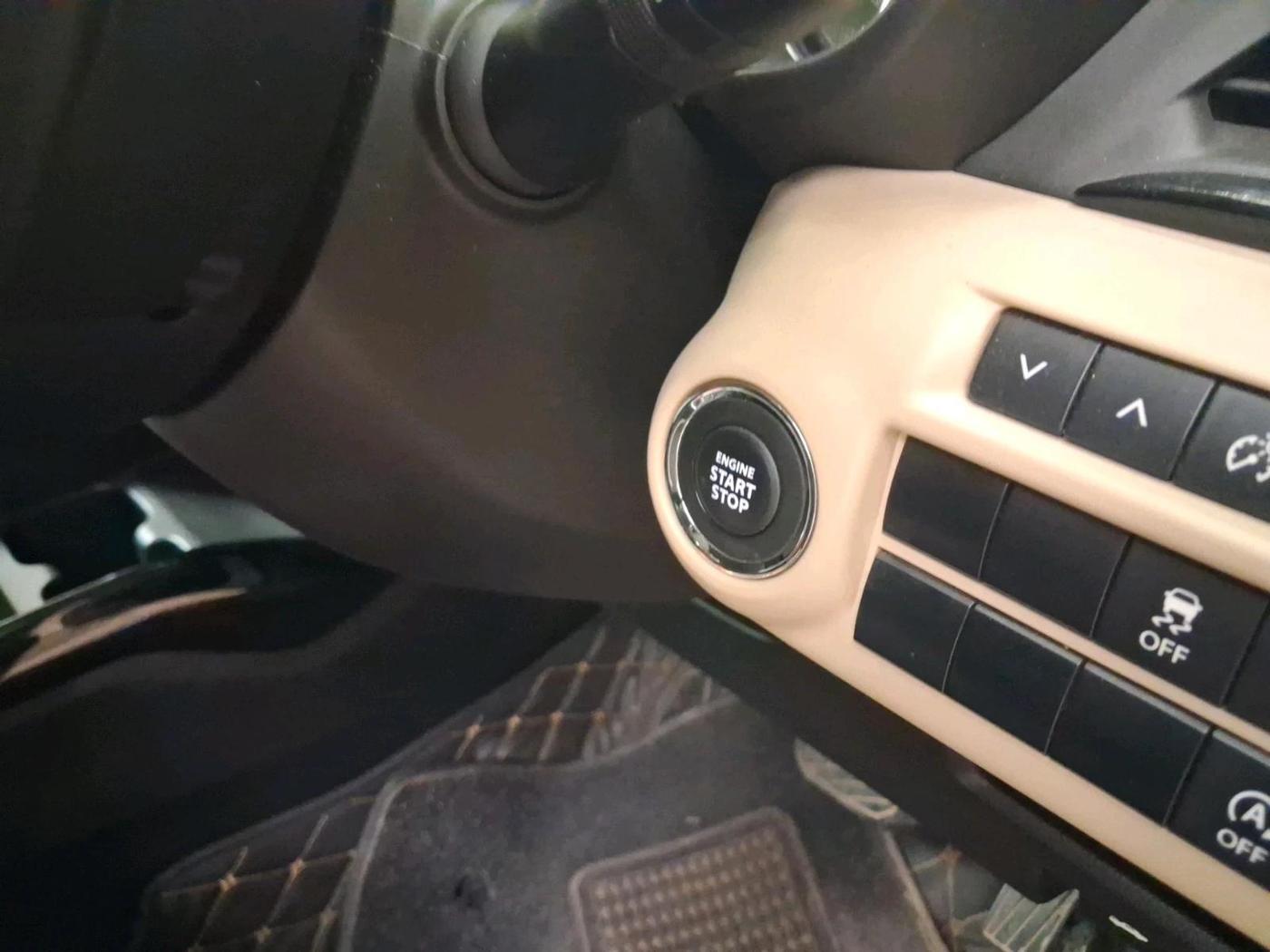 2022 Toyota Glanza V AMT, Petrol, Automatic, 13,842 km, interior
