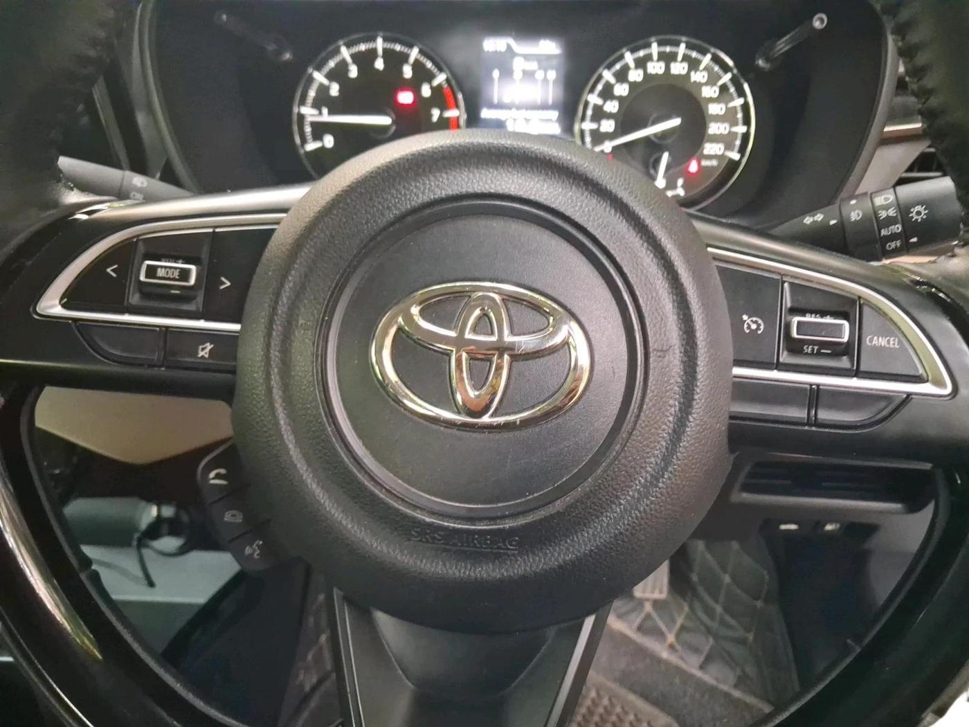 2022 Toyota Glanza V AMT, Petrol, Automatic, 13,842 km, interior