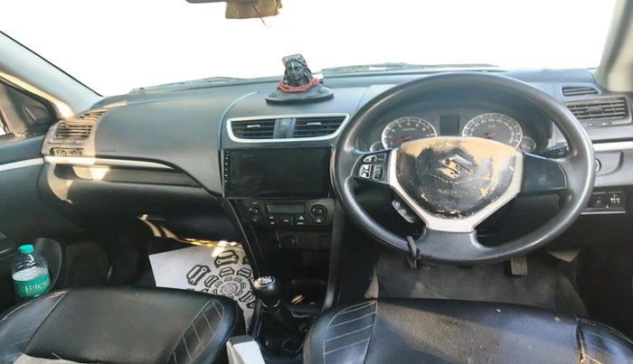 2014 Maruti Swift ZXI, CNG, Manual, 93,111 km, interior