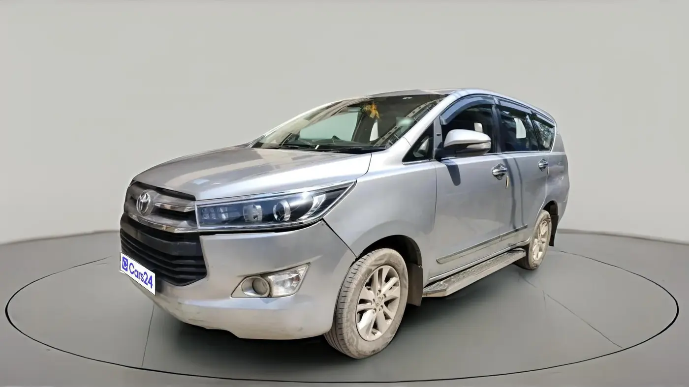2016 Toyota Innova Crysta 2.4 VX 8 STR, Diesel, Manual, 1,73,589 km, exterior