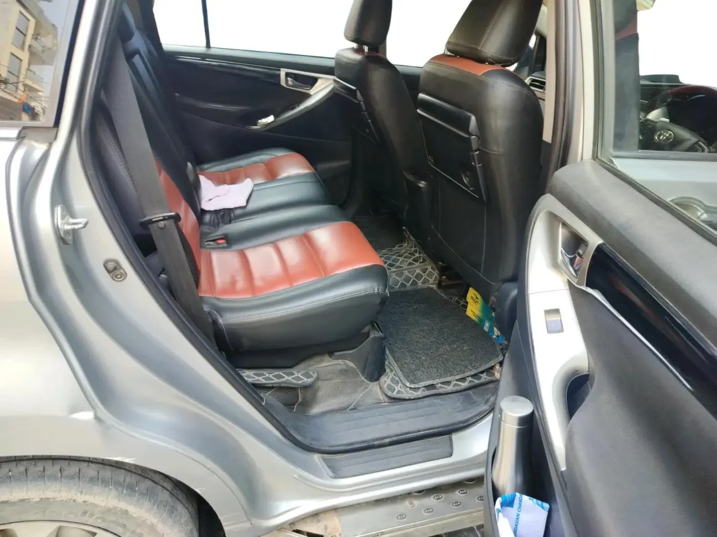 2016 Toyota Innova Crysta 2.4 VX 8 STR, Diesel, Manual, 1,73,589 km, interior