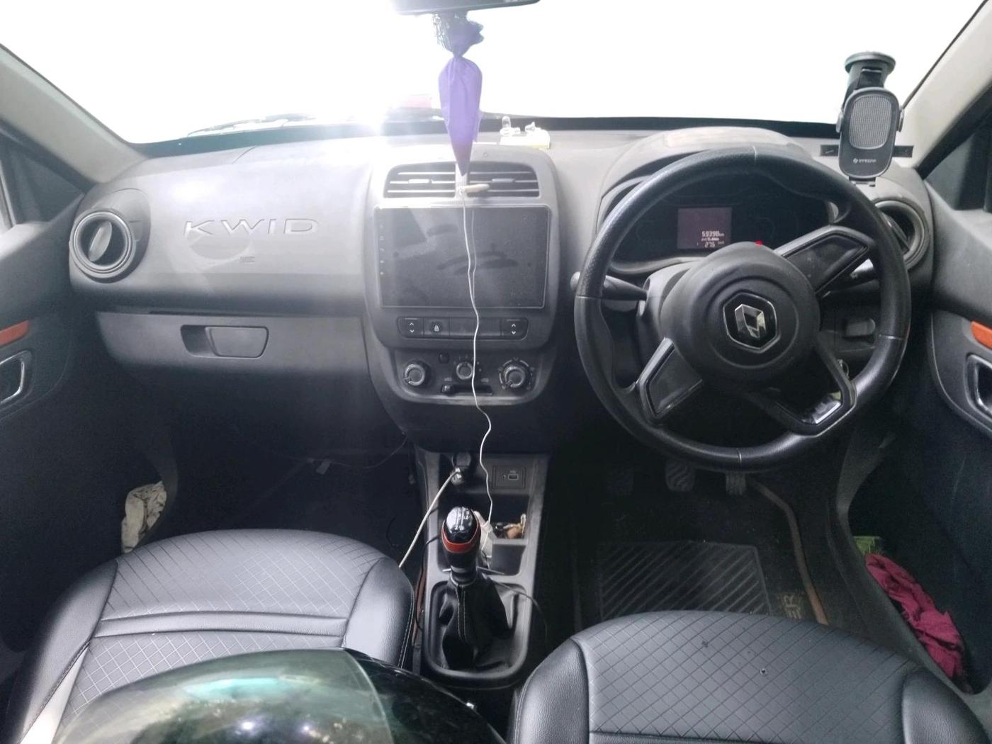 2019 Renault Kwid CLIMBER 1.0 (O), Petrol, Manual, 59,399 km, interior