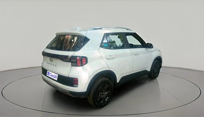 2023 Hyundai VENUE SX 1.2 PETROL, Petrol, Manual, 38,364 km, exterior