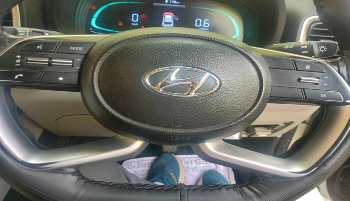 2023 Hyundai VENUE SX 1.2 PETROL, Petrol, Manual, 38,364 km, interior