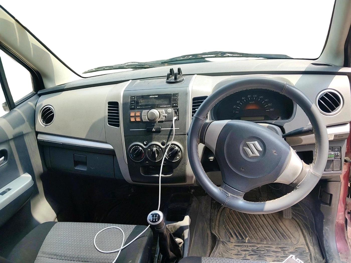 2012 Maruti Wagon R 1.0 LXI, CNG, Manual, 1,44,561 km, interior