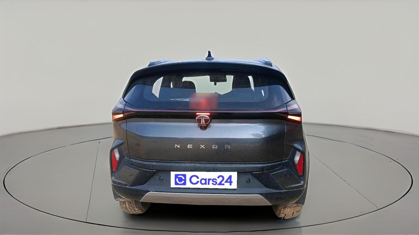 2024 Tata NEXON FEARLESS + SUNROOF DCA DUAL TONE 1.2 PETROL, Petrol, Automatic, 91,193 km, exterior