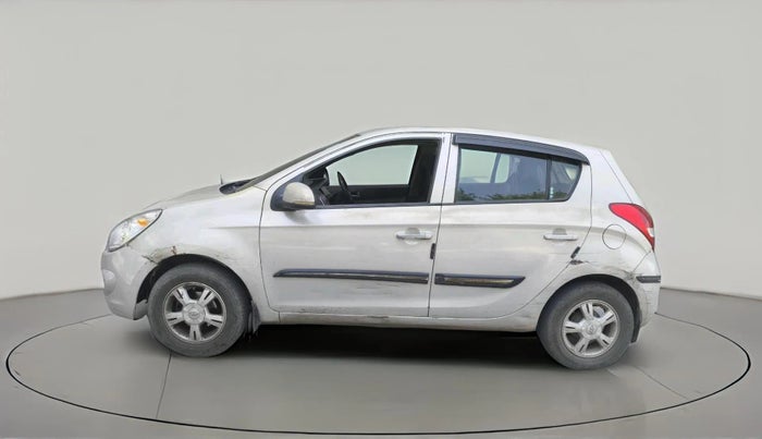 2012 Hyundai i20 SPORTZ 1.2, CNG, Manual, 1,23,883 km, exterior