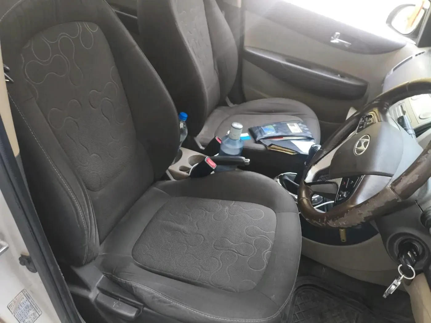 2012 Hyundai i20 SPORTZ 1.2, CNG, Manual, 1,23,883 km, interior