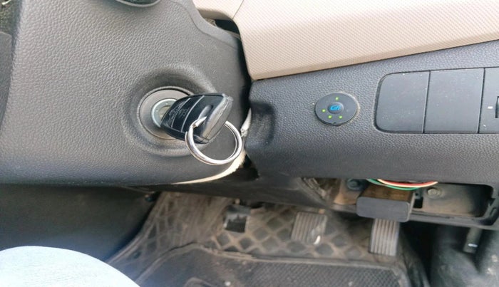 2015 Hyundai Grand i10 MAGNA 1.2 KAPPA VTVT, CNG, Manual, 1,26,322 km, interior