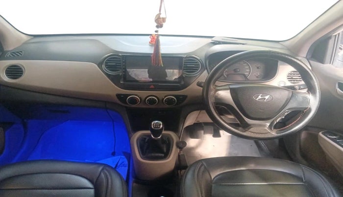 2015 Hyundai Grand i10 SPORTZ 1.2 KAPPA VTVT, Petrol, Manual, 1,64,569 km, interior