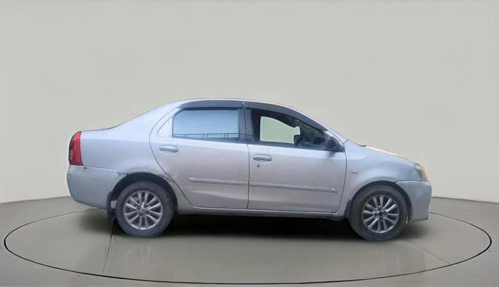 2011 Toyota Etios V, Petrol, Manual, 1,98,775 km, exterior