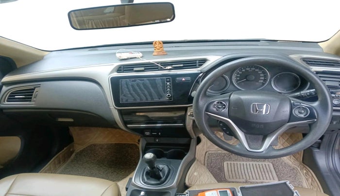 2017 Honda City 1.5L I-VTEC V MT, Petrol, Manual, 1,18,149 km, interior