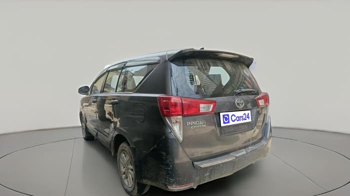 2016 Toyota Innova Crysta 2.4 GX 7 STR, Diesel, Manual, 1,22,777 km, exterior