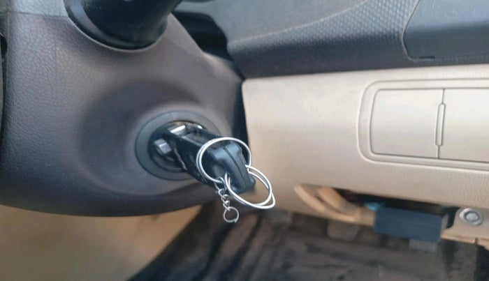 2013 Hyundai Verna FLUIDIC 1.4 VTVT, Petrol, Manual, 20,927 km, interior