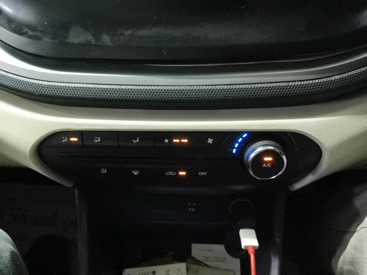 2023 Tata ALTROZ XM PLUS PETROL, Petrol, Manual, 19,453 km, interior