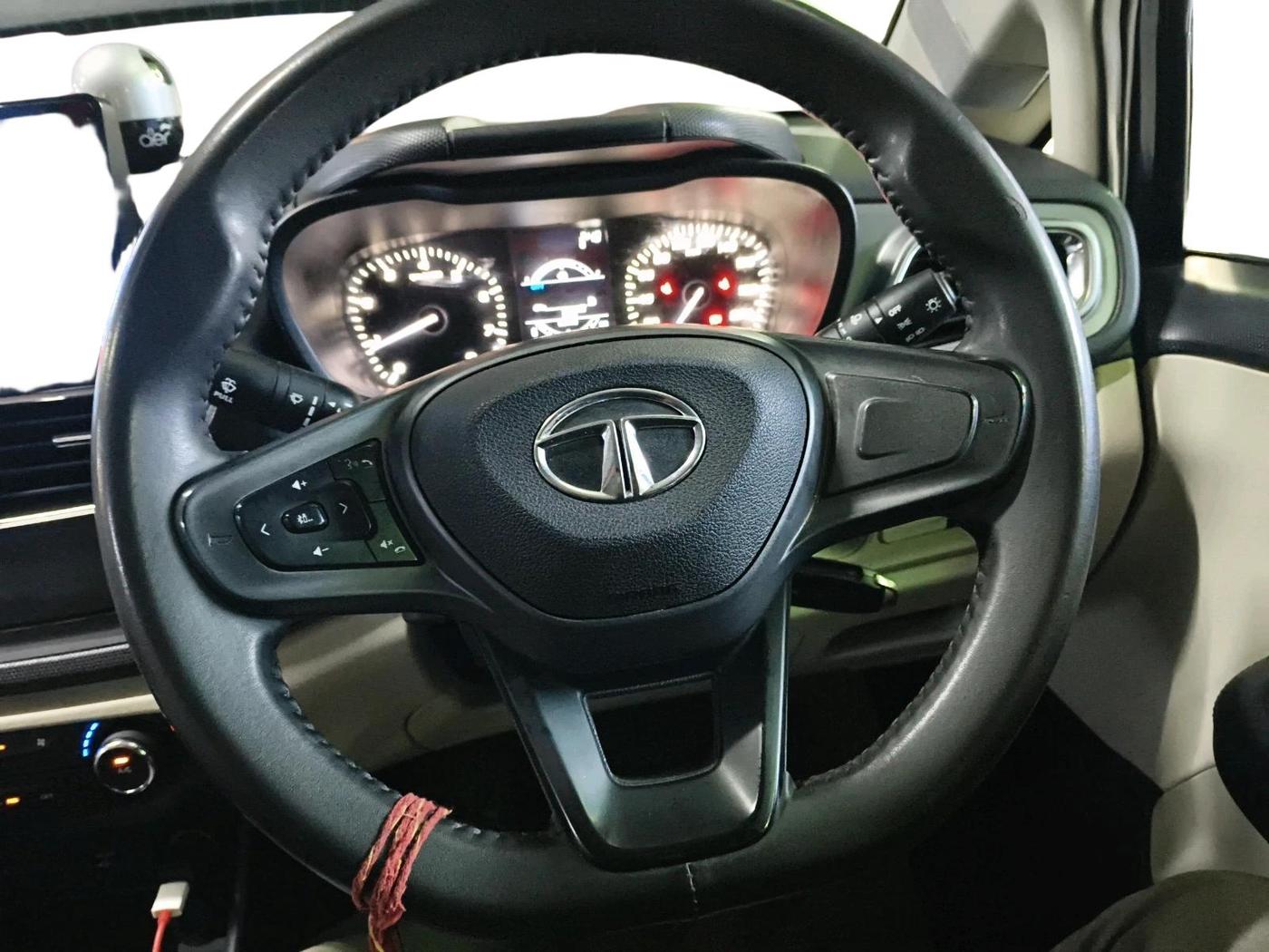 2023 Tata ALTROZ XM PLUS PETROL, Petrol, Manual, 19,453 km, interior