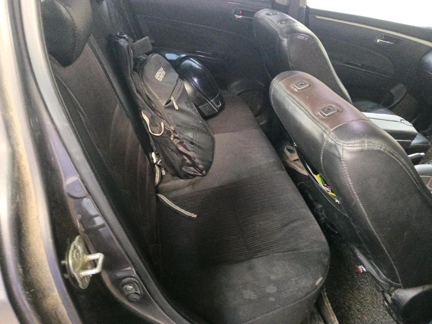 2015 Maruti Swift VXI, Petrol, Manual, 97,215 km, interior