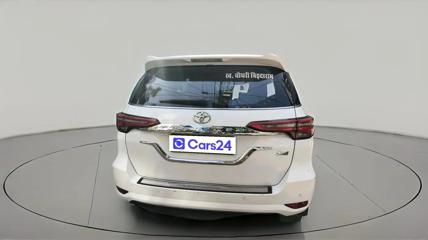 2023 Toyota Fortuner 4X4 MT 2.8 DIESEL, Diesel, Manual, 95,933 km, exterior