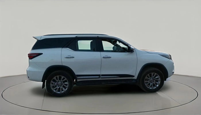 2023 Toyota Fortuner 4X4 MT 2.8 DIESEL, Diesel, Manual, 95,933 km, exterior