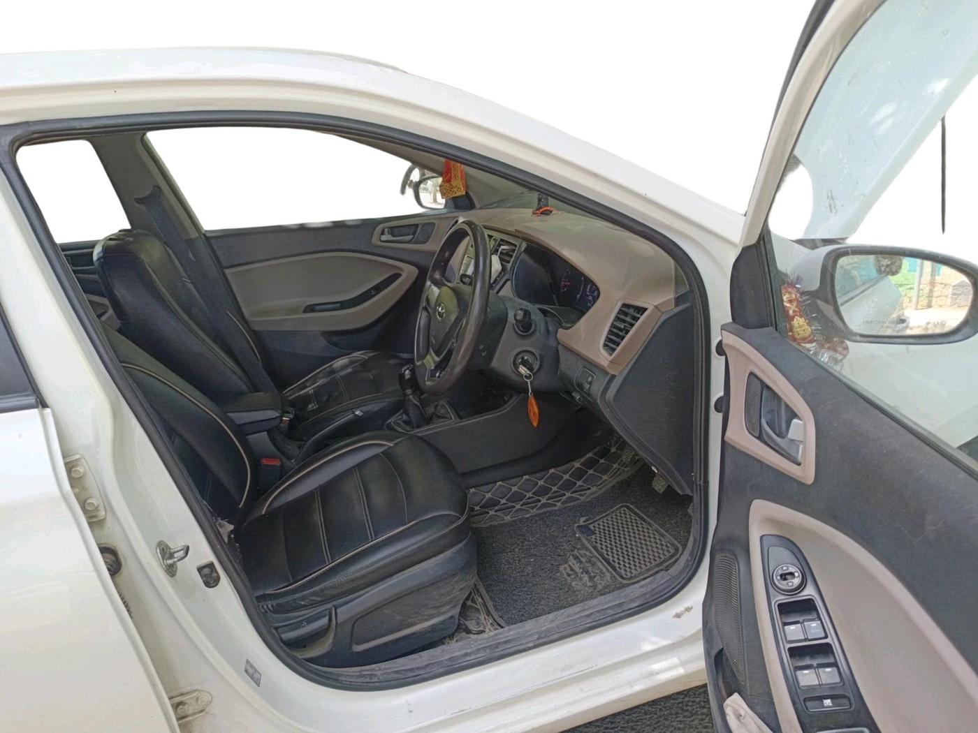 2018 Hyundai Elite i20 MAGNA EXECUTIVE 1.2, CNG, Manual, 66,701 km, interior