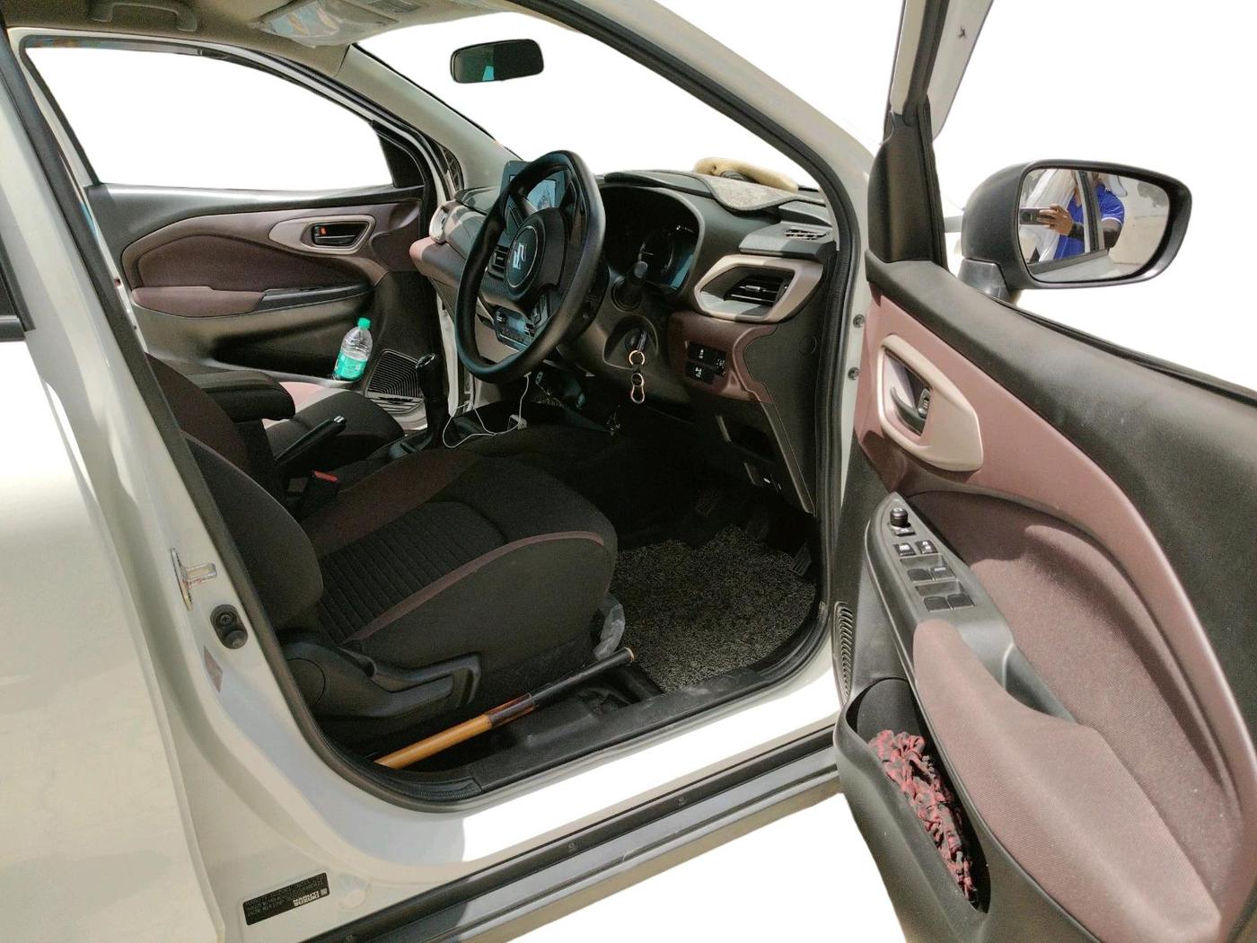 2025 Maruti FRONX DELTA CNG 1.2 MT, CNG, Manual, 10,268 km, interior