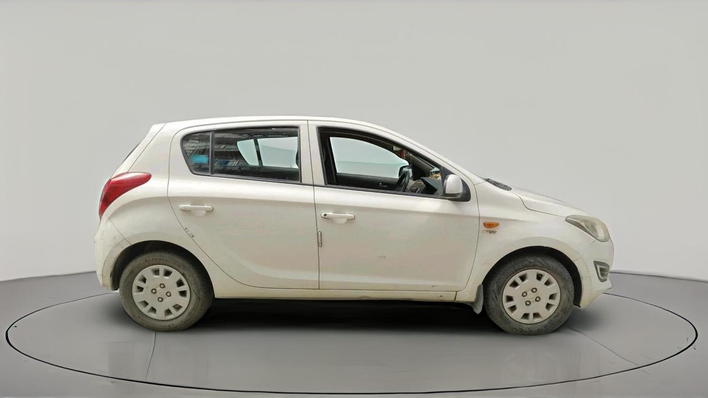 2012 Hyundai i20 MAGNA 1.2, Petrol, Manual, 26,056 km, exterior